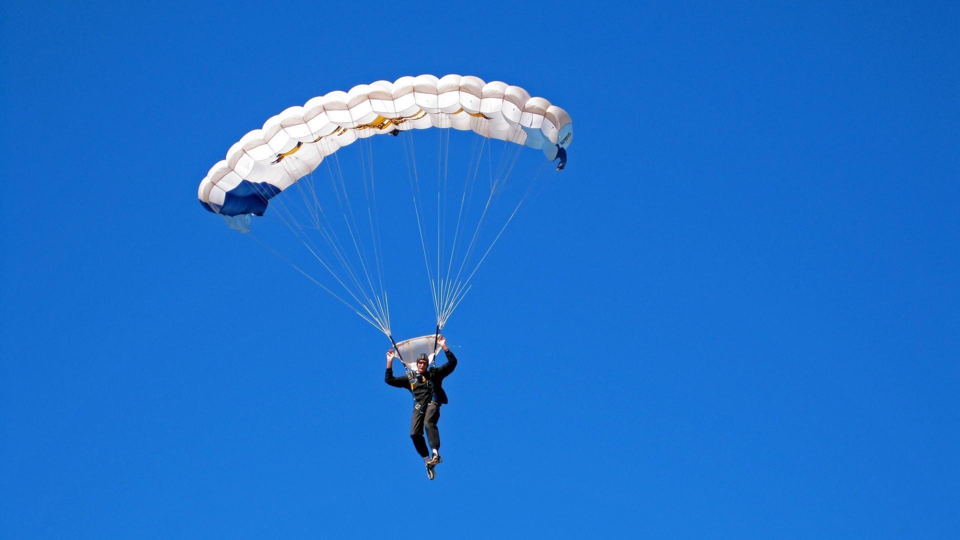 中国冰雪运动蓬勃发展<a href=