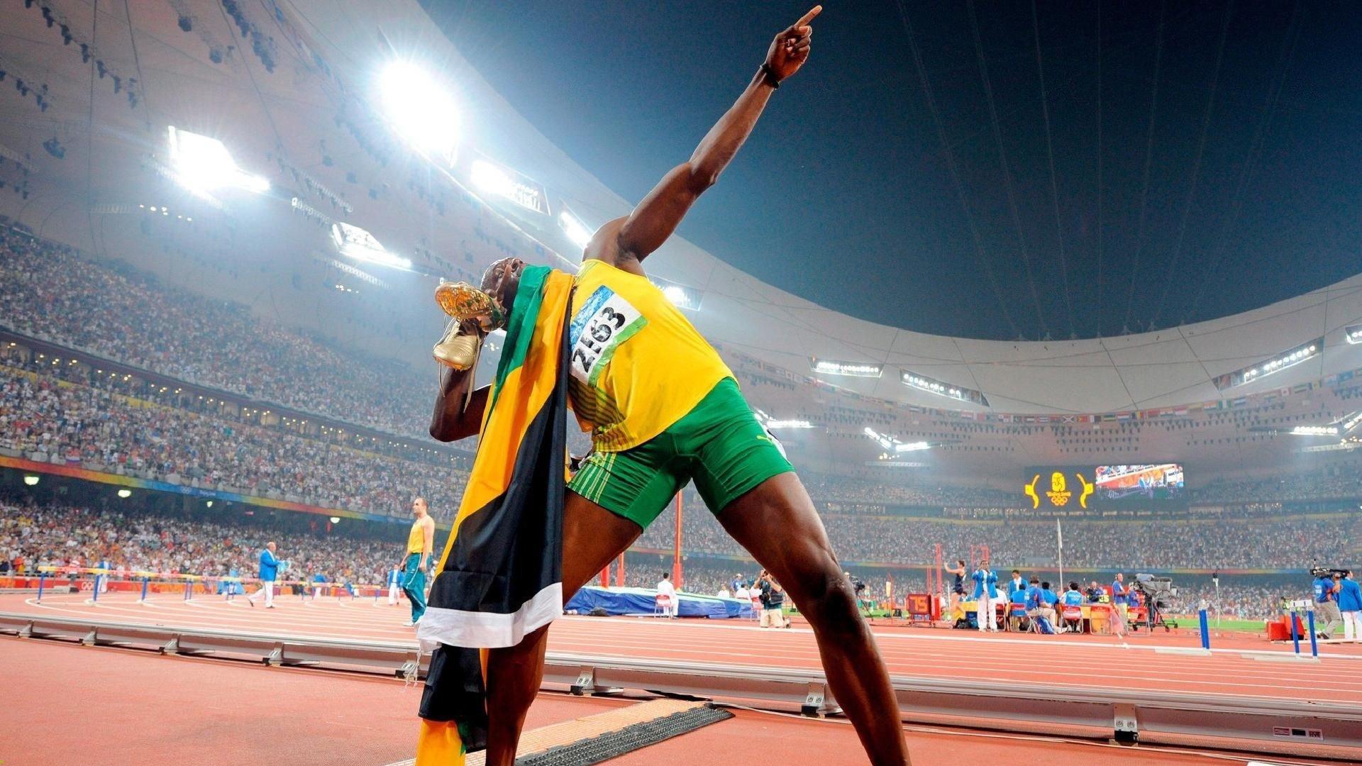 中国游泳队巴黎奥运备战冲刺 新星崛起挑战世界纪录